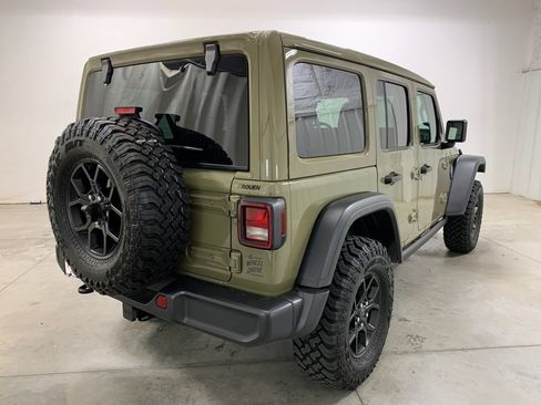 Used 2026 Jeep Wrangler Unlimited Sport AWD/4WD image 9