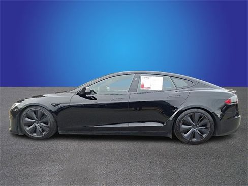 Used 2022 Tesla Model S Plaid image 7