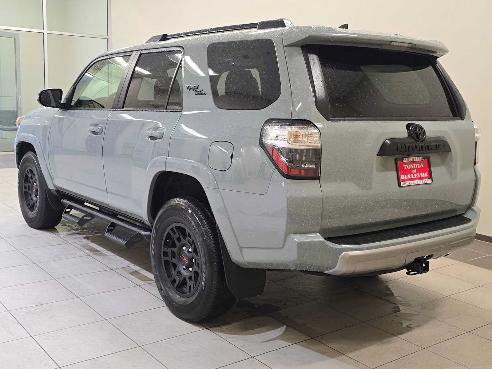 Certified 2023 Toyota 4Runner TRD Off-Road Premium w/ Off Road Premium Plus Package AWD/4WD image 4