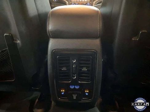 Used 2015 Jeep Grand Cherokee Overland image 72