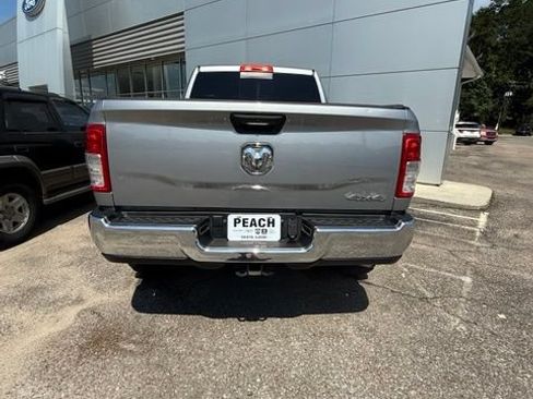 Used 2024 RAM 2500 Tradesman w/ Chrome Appearance Group AWD/4WD image 2