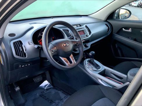 Used 2016 Kia Sportage LX image 16