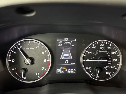 Certified 2024 Subaru Crosstrek 2.5i Limited w/ Crosstrek Mirror Package image 22