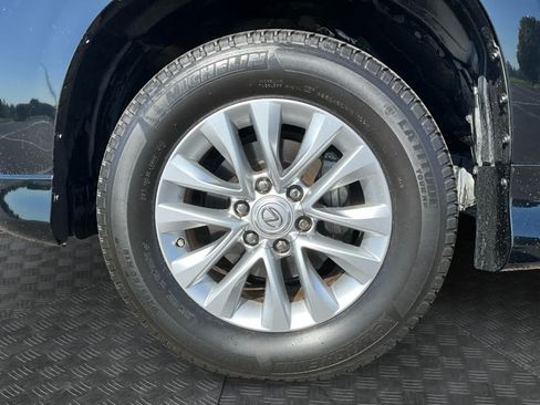 Used 2023 Lexus GX 460 Premium w/ Premium Package AWD/4WD image 13