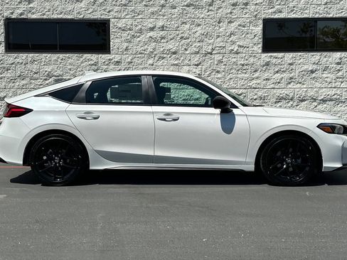 New 2025 Honda Civic Sport image 3