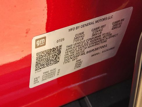 New 2025 Chevrolet Suburban Premier image 24