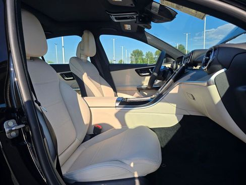 New 2026 Mercedes-Benz C 300 4MATIC Sedan image 25