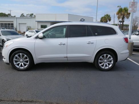 Used 2017 Buick Enclave Premium w/ Experience Buick Package image 6
