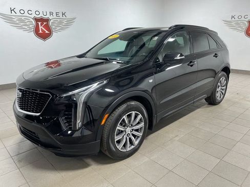 Used 2022 Cadillac XT4 Sport w/ Safety Alert Package AWD/4WD image 3