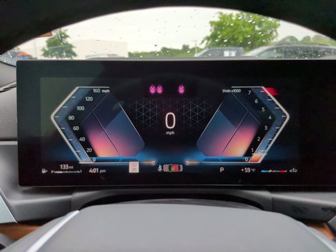 Used 2023 BMW 330i xDrive Sedan w/ Premium Package image 16