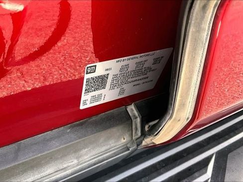 Used 2021 GMC Yukon AT4 w/ Technology Package image 35