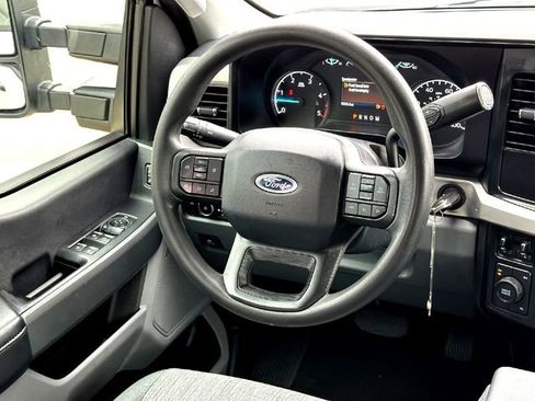 Used 2024 Ford F250 XLT AWD/4WD image 25