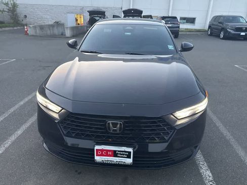 Used 2023 Honda Accord Sport image 3
