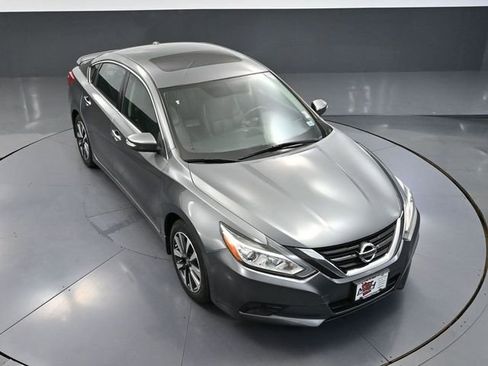 Used 2016 Nissan Altima 2.5 SL w/ Moonroof Package FWD image 55