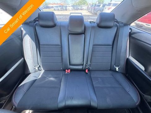 Used 2017 Toyota Camry SE w/ Moonroof Package FWD image 15