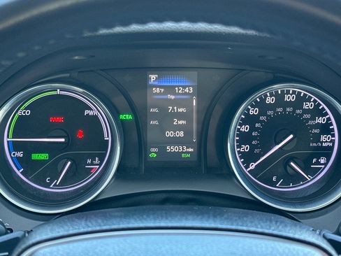 Certified 2020 Toyota Camry SE image 23