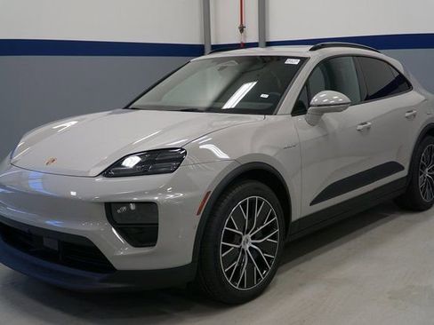 New 2026 Porsche Macan 4 Electric image 1