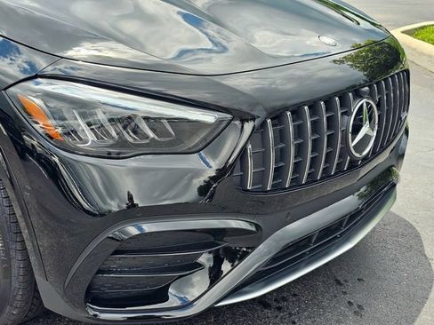 New 2026 Mercedes-Benz GLA 35 AMG 4MATIC image 3
