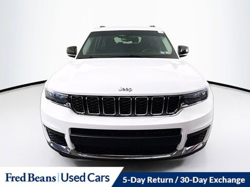 Used 2021 Jeep Grand Cherokee L Limited AWD/4WD image 2