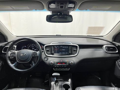 Used 2019 Kia Sorento EX w/ EX Touring Package AWD/4WD image 21