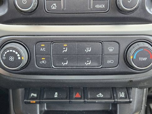 Used 2022 Chevrolet Colorado LT w/ Fleet Safety Package RWD image 20