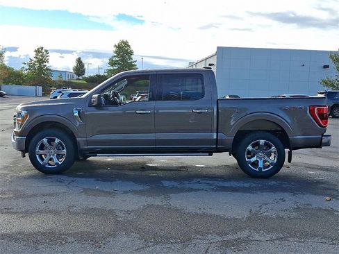 Used 2022 Ford F150 XLT w/ Equipment Group 301A Mid image 4