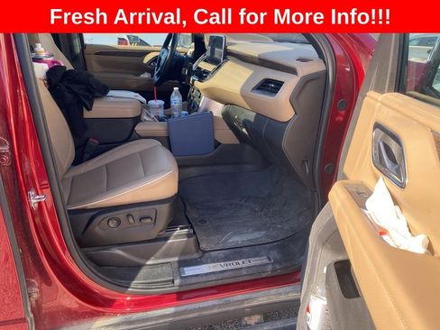 Used 2024 Chevrolet Tahoe Premier w/ Advanced Technology Package AWD/4WD image 9