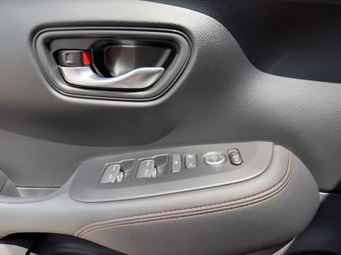 Certified 2026 Honda HR-V Sport image 20