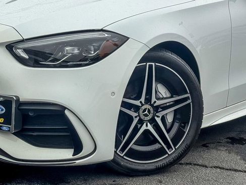 Used 2022 Mercedes-Benz C 300 4MATIC Sedan image 3