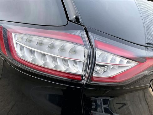 Used 2015 Ford Edge Titanium w/ Equipment Group 301A image 28