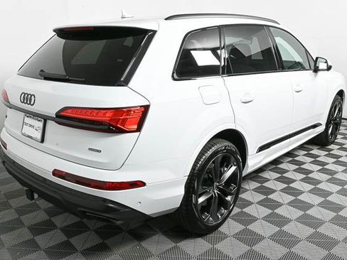New 2025 Audi Q7 3.0T Premium Plus image 3