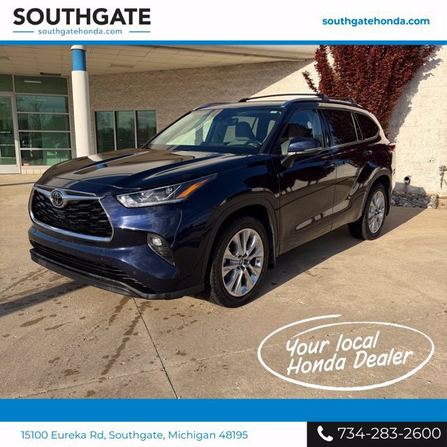 Used 2021 Toyota Highlander Limited AWD/4WD image 1