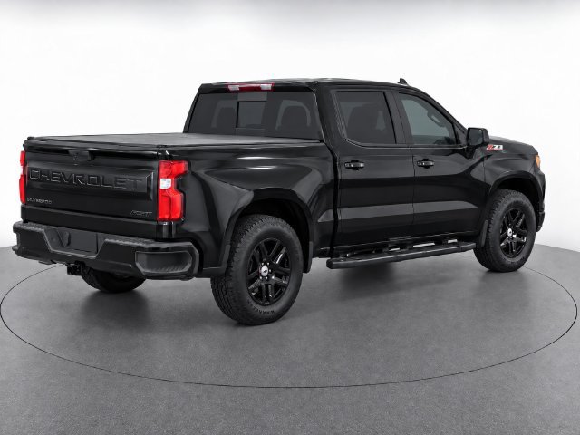 Used 2022 Chevrolet Silverado 1500 RST w/ LPO, Blackout Package AWD/4WD image 7