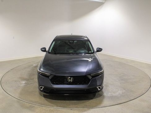 Used 2024 Honda Accord Touring image 8