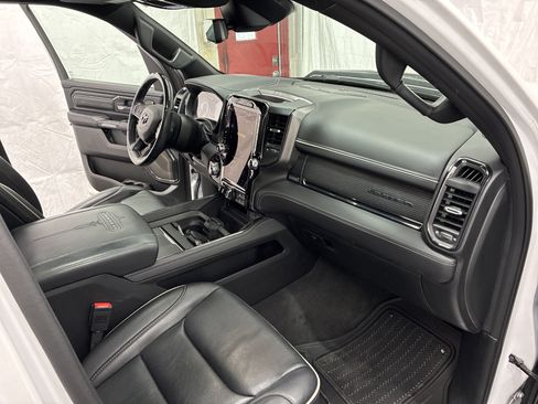 Used 2022 RAM 1500 Limited AWD/4WD image 16