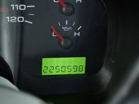 Used 2004 Ford F150 STX RWD image 19