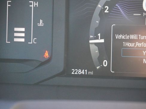 Used 2025 Toyota Tacoma SR5 AWD/4WD image 24