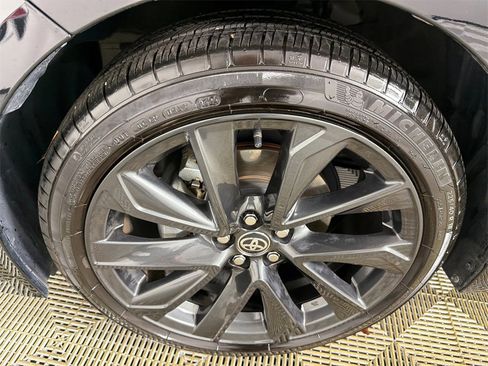Used 2025 Toyota Corolla SE image 11