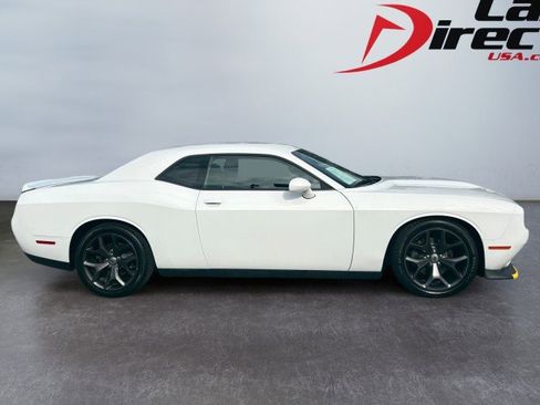 Used 2019 Dodge Challenger GT image 3
