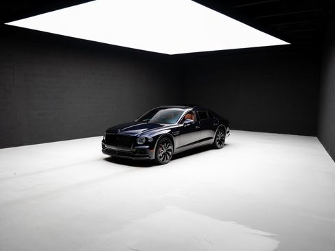 Used 2022 Bentley Flying Spur V8 AWD/4WD image 85