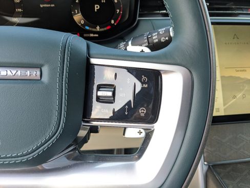 New 2025 Land Rover Range Rover SV image 33