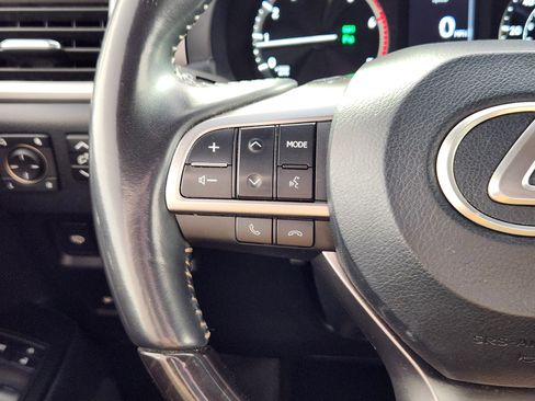 Used 2022 Lexus GX 460 Premium w/ Premium Package AWD/4WD image 17
