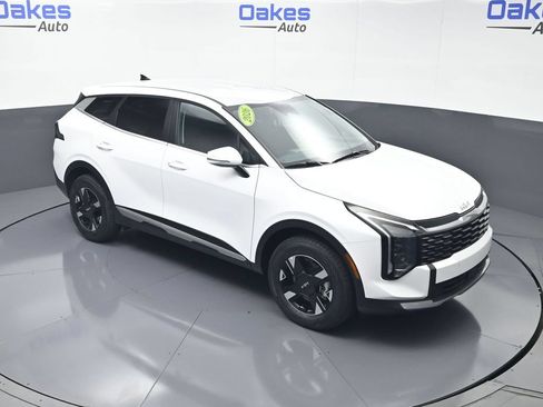 New 2026 Kia Sportage LX w/ LX Convenience Package AWD/4WD image 45