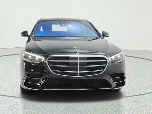 Certified 2023 Mercedes-Benz S 500 4MATIC image 2