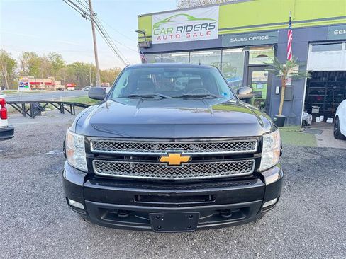 Used 2013 Chevrolet Silverado 1500 LTZ image 2