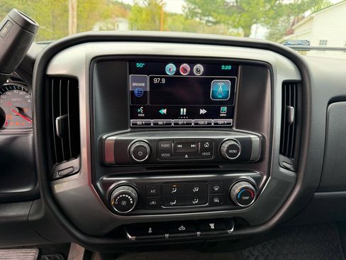 Used 2015 Chevrolet Silverado 2500 LT AWD/4WD image 25
