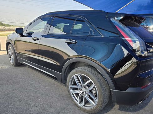 Used 2019 Cadillac XT4 Sport FWD image 3