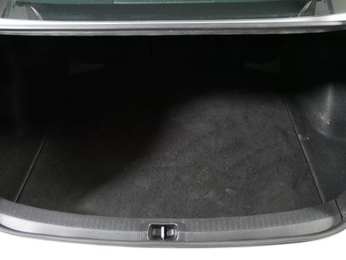 Used 2024 Toyota Corolla LE FWD image 18
