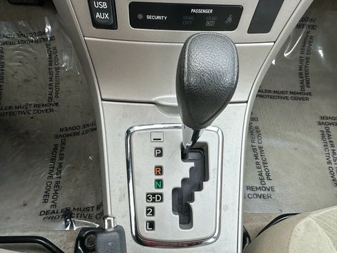 Used 2012 Toyota Corolla LE image 30