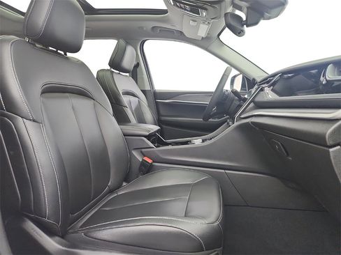 Used 2023 Jeep Grand Cherokee 4WD 4xe image 26